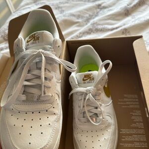 Nike Air Force 1 White Sneakers